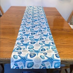 Bright turquoise and Off-white Starfish and Seashell Runner